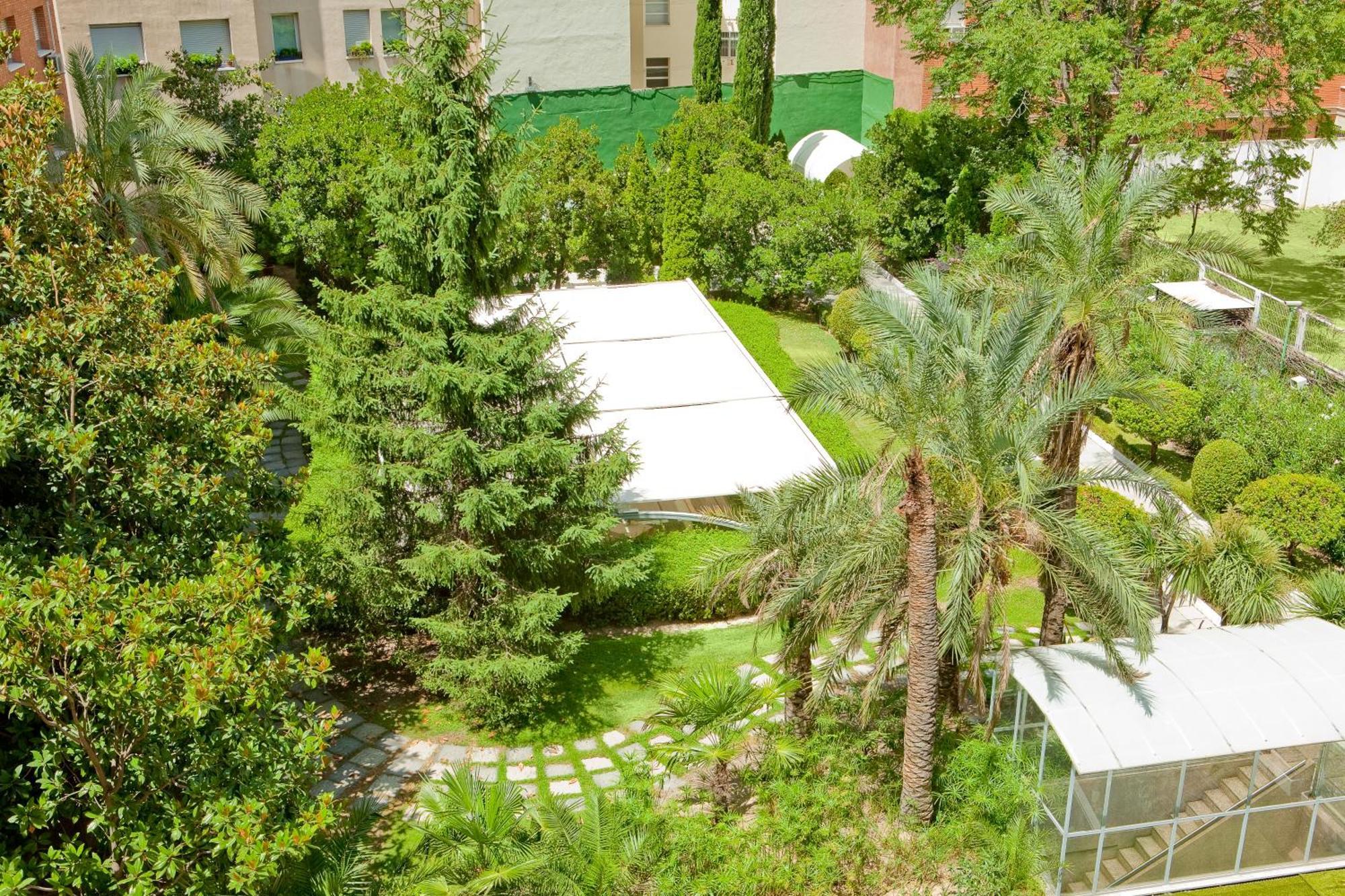 Vp Madrono Hotel Madrid Exterior photo